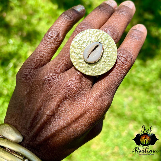 Cowrie Shell Disc Adjustable Ring