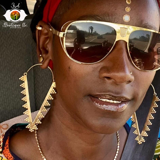 Pretty V Hoops Earrings