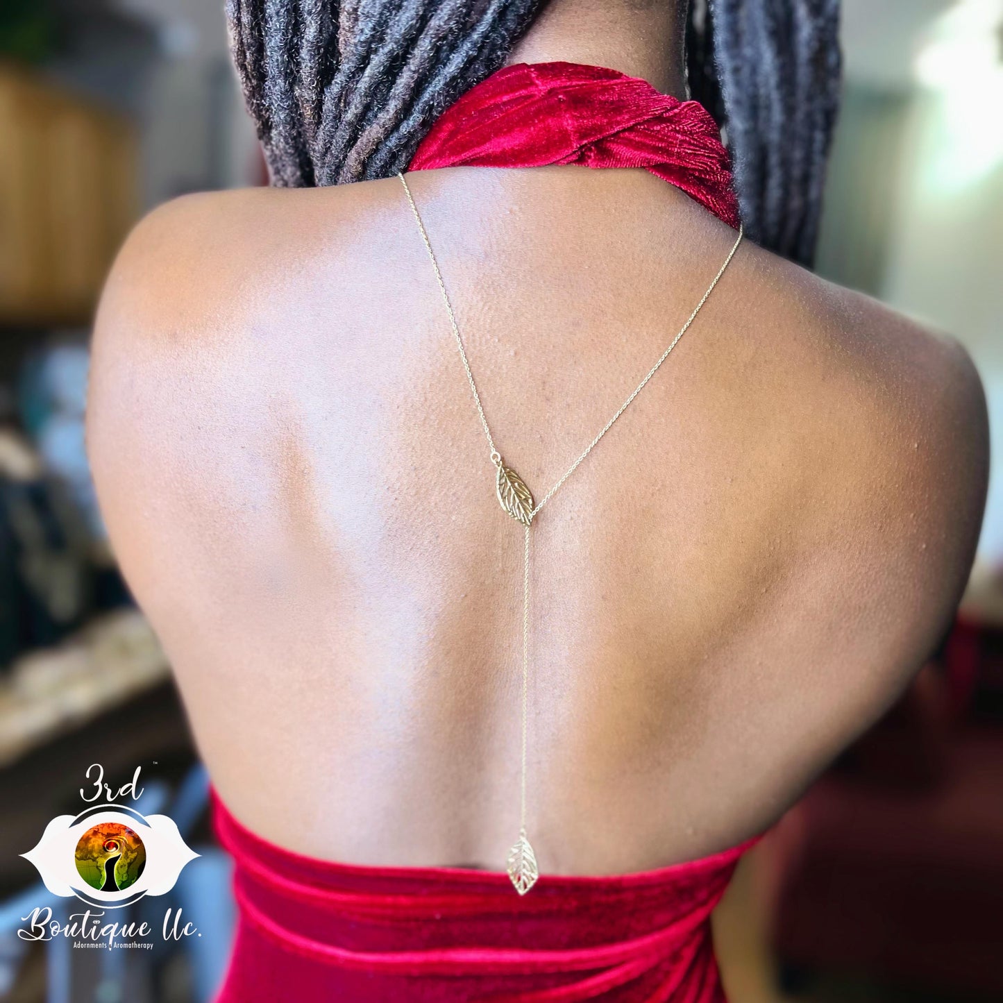 Dainty Leaf Necklace