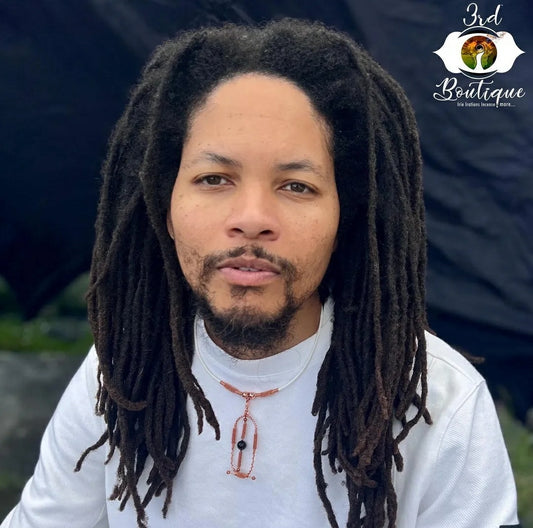 Man wearing the Shen Shungite Necklace with White Cable Wire | Copper