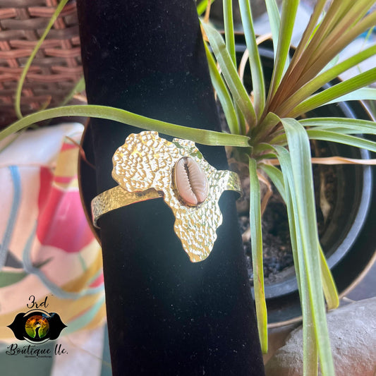 Cowrie Shell Alkebulan Bracelet